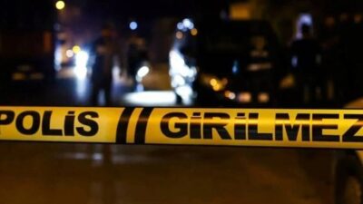 İzmir’de gece yarısı panik dolu anlar… Dışarı çıkartıldığı yere silahla geri döndü