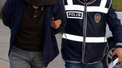 İzmir’de meskende ‘kenevir’ yetiştiren kuşkulu tutuklandı