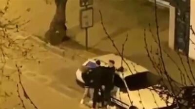 İzmir’de sokak ortasında bayana şiddet
