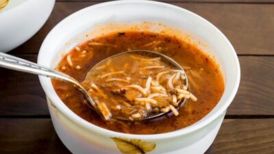 Kıymalı Şehriye Çorbası
