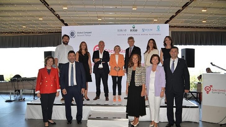 7. Gücümüz Eşitliğimiz Tepesi “Kadın Liderliği ve Eşit İşe Eşit Ücret” Teması ile Bursa’da Gerçekleştirildi