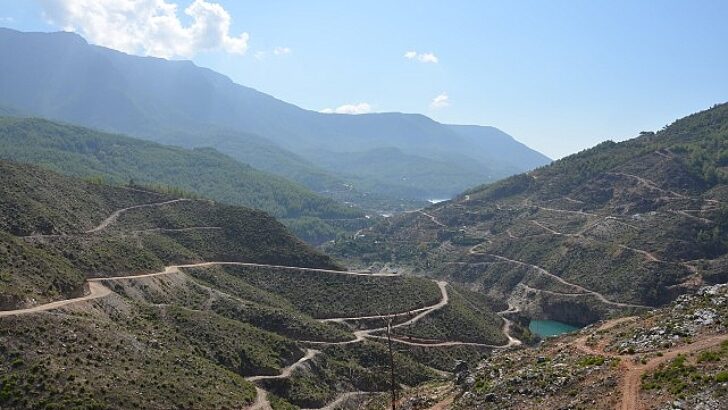 Alanya Dim küme yolunda asfalt hazırlığı