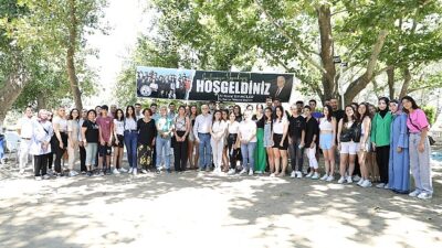 Burhaniye Belediyesi’nden üniversitelilere burs dayanağı.