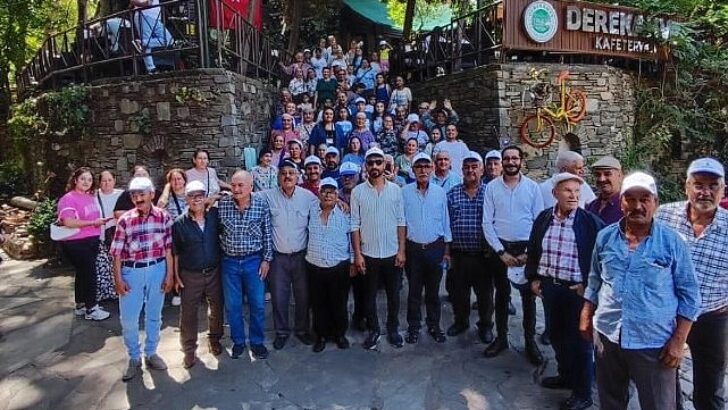 Büyükşehir’in seyahatleriyle İzmir’de hoş bir gün