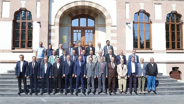 Esnaf Odaları Birliği’nden Ahilik Haftası’nda Konya Büyükşehir’e Ziyaret