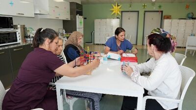 Gaziemir Belediyesi’nden alzheimer hastalarına tam dayanak