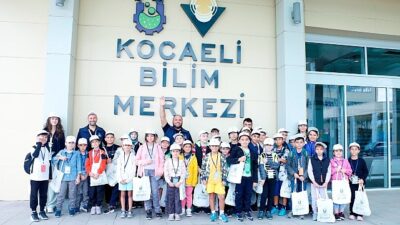 Hepsi bilim sevdalısı çocuklar