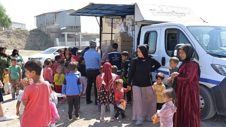 Kahramankazan Belediyesi mevsimlik tarım çalışanlarına yardım elini uzatarak takviye olmaya devam ediyor.