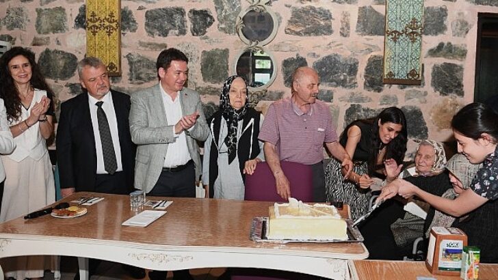 Lider Aydın, Azheimer hastalarını unutmadı
