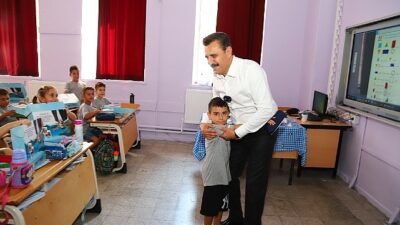 Lider Kırgöz’den Eğitime Takviye