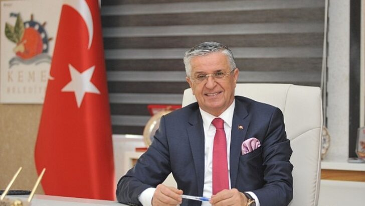 Mavi Bayraklar Kemer’in gururudur