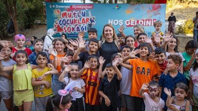 ‘Mutlu Çocuklar Sokağı’ 18 mahallede 5 bin çocukla buluştu