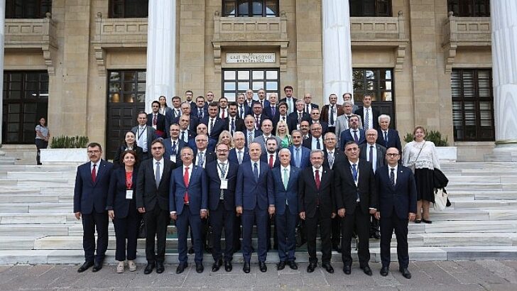 Rektör Budak, ‘YÖK 2030’a Gerçek Türk Yükseköğretim Vizyonu Toplantısı’na katıldı