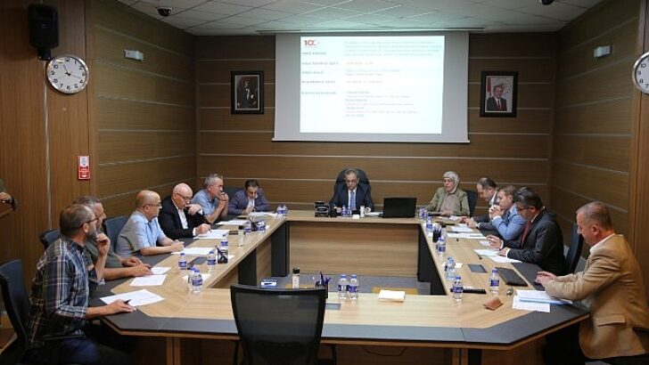 SEKA Semt Polikliniği yıkılıyor