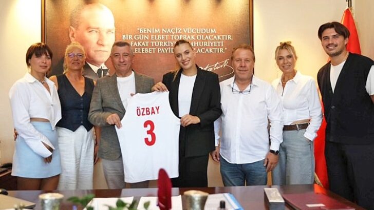 Voleybolun yıldızı Güzelbahçe’de idman yapacak