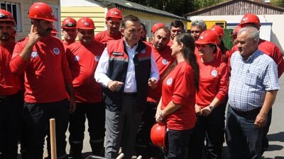 Yenişehir Belediyesi sarsıntı tatbikatına katıldı