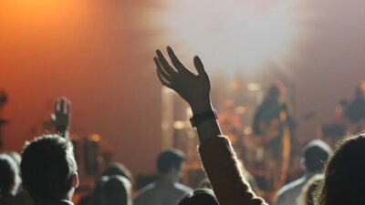 29 Ekim Cumhuriyet Bayramı konser takvimi 2024! 29 Ekim Cumhuriyet Bayramı’nda İzmir’de hangi ilçede, kimin konseri var?