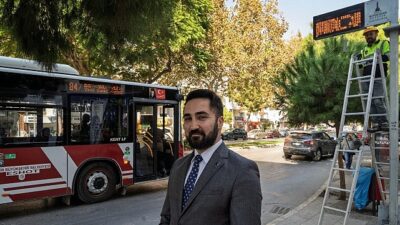 Akıllı duraklar, Büyükşehir’in kendi yazılımıyla devrede