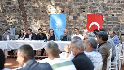 Başkan Mutlu Kadifekale’de muhtarlarla buluştu