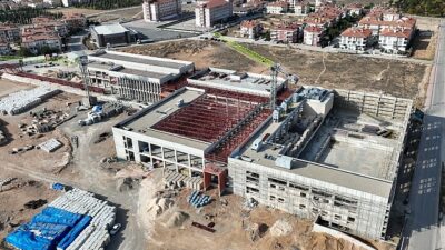 Başkan Pekyatırmacı, “Sporcu Seçme ve Yetiştirme Merkezi ile spor yatırımlarımızı taçlandırmaktan mutluluk duyuyoruz” dedi.