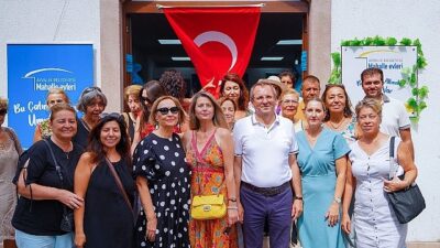 Bu çatının altında umut var… Mahalle meskenlerinde kurslar devam ediyor.