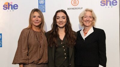 “Bu Dünya Değişecekse Bayanlarla Değişecek” Sürdürülebilirlikte Geleceğin Bayan Başkanları Programı Başlıyor!
