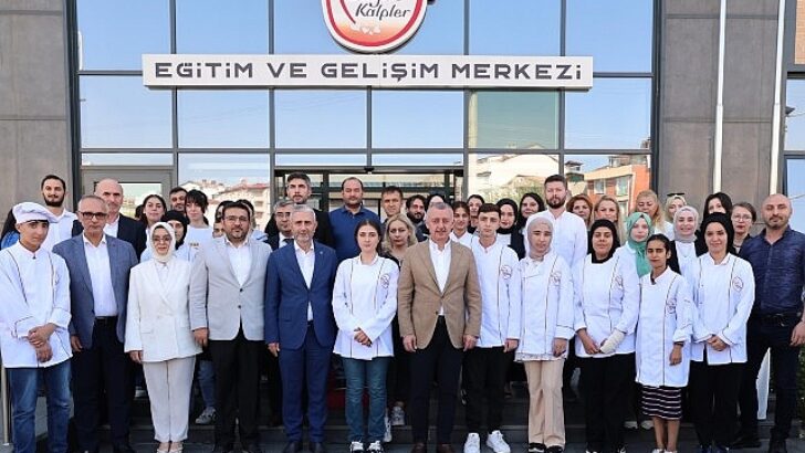 Büyükakın: Gençlerimizin umudu olmaya devam edeceğiz