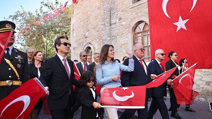 Denizli: “Cumhuriyet’imiz ilelebet yaşayacaktır”