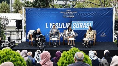 İki jenerasyon Yaşlılık Şurası’nda bir ortaya geldi