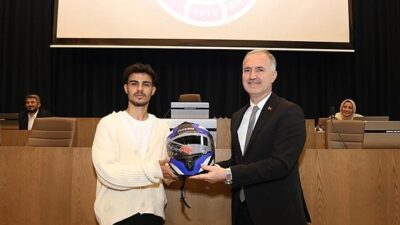 İnegöllü Gencin Hassas Davranışı Meclis Tarafından Ödüllendirildi