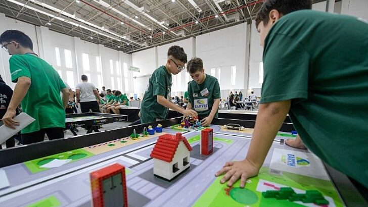 İzmir Dünya Robot Olimpiyatı 2024 finaline mesken sahipliği yapmaya hazırlanıyor