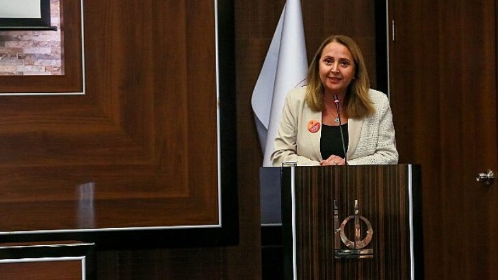 Keçiören, “Şiddetle uğraş etmekten korkma” dedi.
