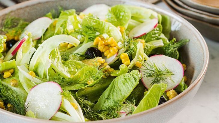Klasik Moshe Yeşil Salata
