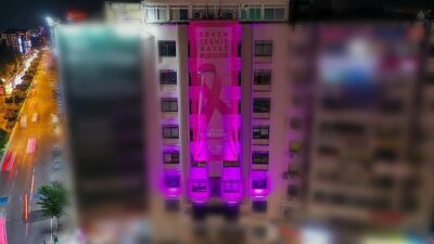 Konak’ta pembe farkındalık