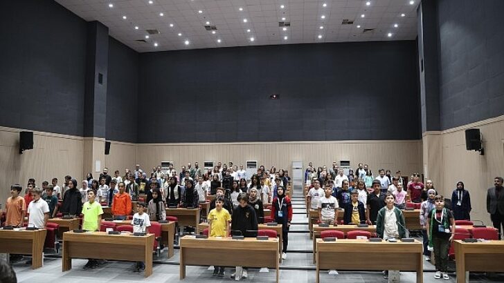 Konya Büyükşehir Belediyesi Çocuk Meclisi Bu Periyodun Birinci Toplantısını Yaptı