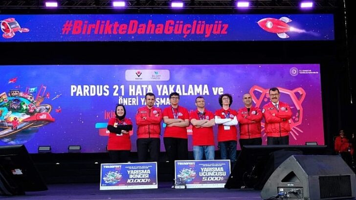 Lider Altay TEKNOFEST’e Damga Vuran Kapsül Gruplarını Tebrik Etti