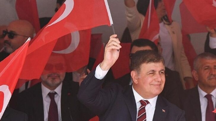 Lider Tugay: Cumhuriyet inançla ve emekle yaşayacak