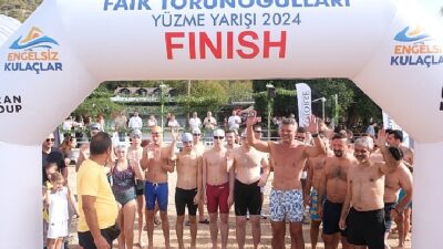 Manisiz Kulaçlar’ın 6.’sı Fethiye’de Gerçekleşti, Özel Eğitime İhtiyaç Duyan Gençler Sadettin Saran ile Yüzdü