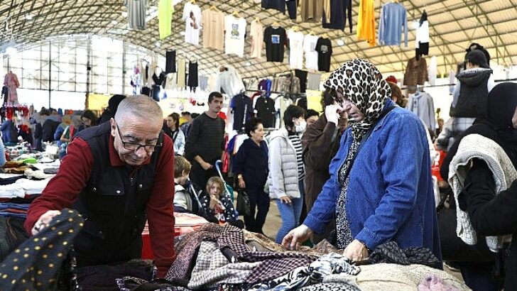 Mudanya Giysi Pazarı Dolgu Alanı’na Taşındı