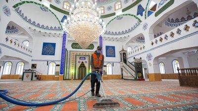 Nilüfer’deki 137 ibadethanede ayrıntılı paklık