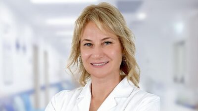 Prof. Dr. Öven “Meme Kanseri Tek Bir Hastalık Üzere Görünerek Tedavi Edilmez”