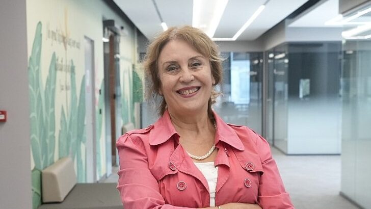 Sosyal medyanın beden algısı üzerindeki etkisine dair ebeveynlere öneriler: Eleştirel tutumunuza dikkat edin, rol model olun