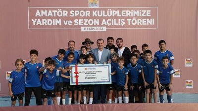 Zeytinburnu’ndaki Amatör Futbol Kulüplerine Nakit Desteği Devam Ediyor