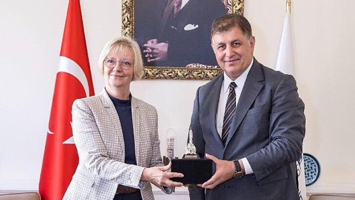 Almanya ile bağlantılar güçlendirilecek