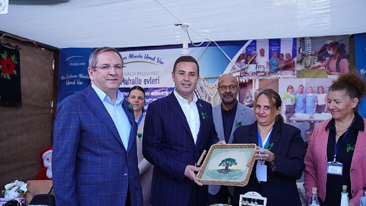 Ayvalık Belediyesi Üretim ve Pazarlama Kooperatifi ve Mahalleevleri ile 19. Milletlerarası Zeytin Hasat Şenliği’nde fark yarattı.