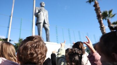 Bakırköylü Minikler Atasını Andı