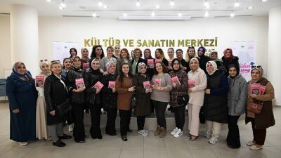 Bayan muharrirler ile bayan kitapseverler Osmangazi’de buluşuyor