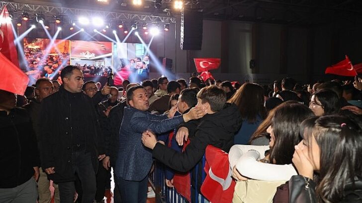 Belediye Başkanı Rasim Arı: Eğer Bugün Cumhuriyet Varsa O Cumhuriyetin Bir Başkahramanı Var.