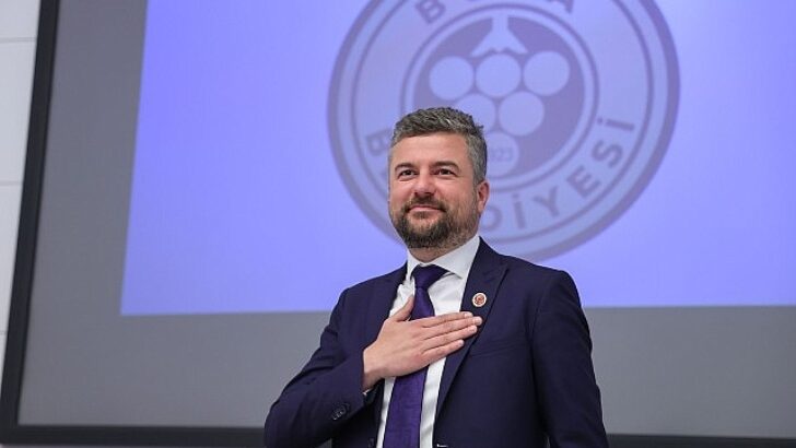 Buca Belediye Başkanı Görkem Duman, “Dürüst, namuslu bürokratımın prestij suikastine uğratılmasına müsaade vermem”