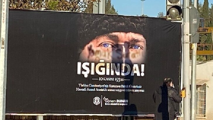 Buca’da Atatürk afişlerine nahoş atak
